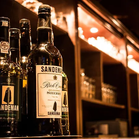 ホテル Ehranger Hof 3*