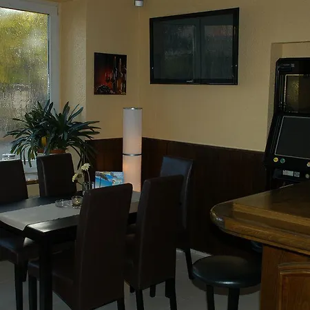 ホテル Ehranger Hof