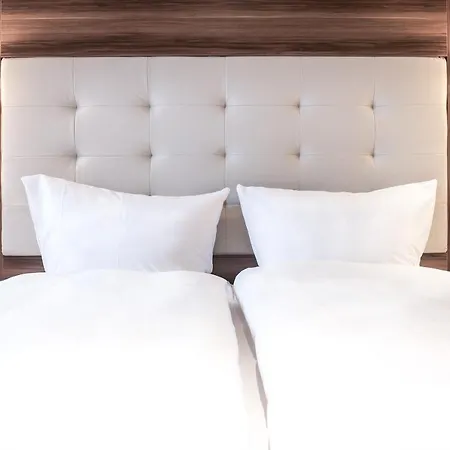 Ehranger Hof ホテル 3*